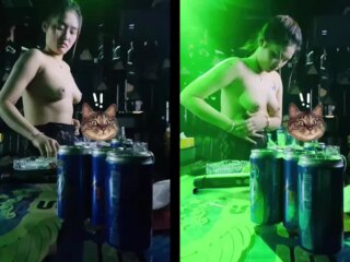 Clip: Cuối tuần đi karaoke khỏa thân ăn nhậu cùng anh em